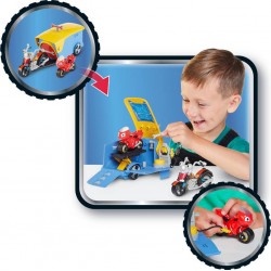 TOMY REMORQUE TRANSFORMABLE...